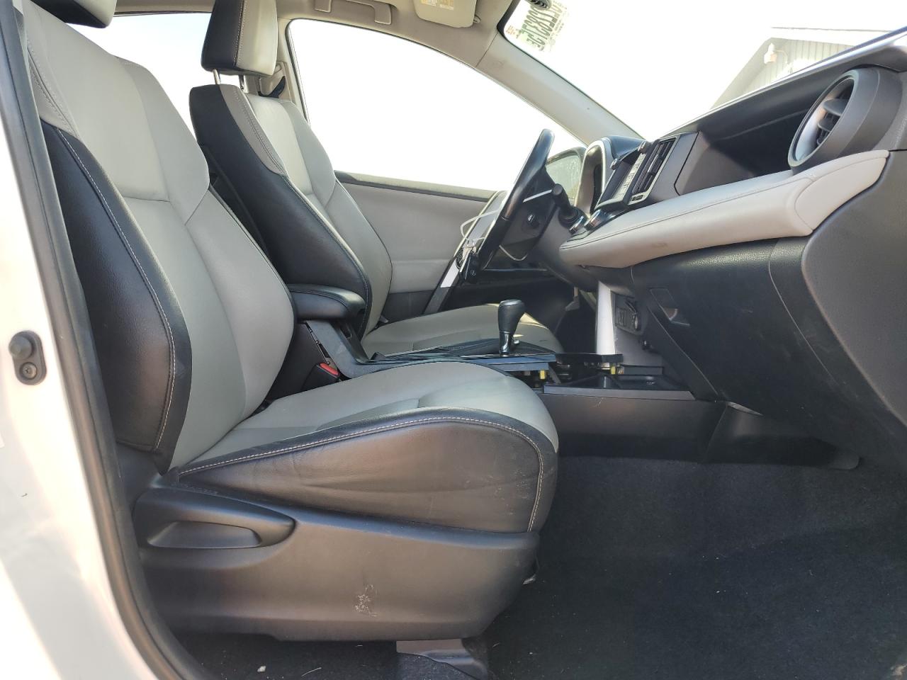 2018 Toyota Rav4 Limited VIN: JTMDFREV3JJ248960 Lot: 82228375