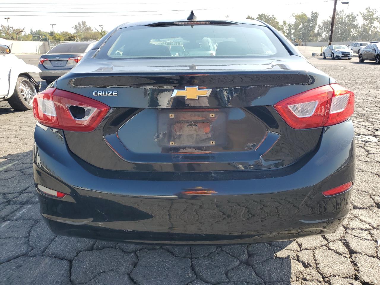 2017 Chevrolet Cruze Ls VIN: 1G1BC5SM9H7128388 Lot: 81968035