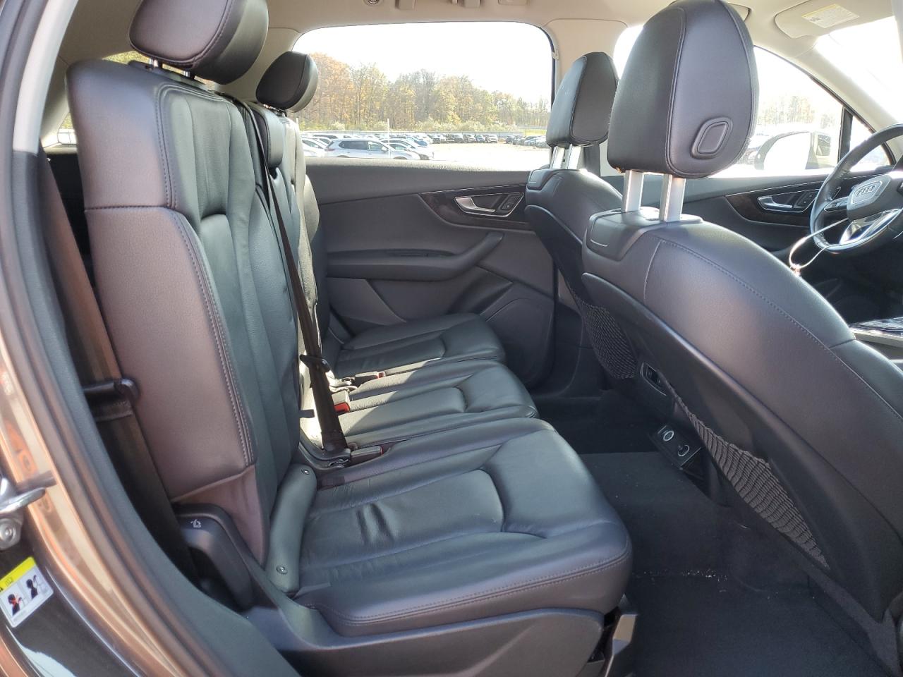 2017 Audi Q7 Premium Plus VIN: WA1LAAF72HD042723 Lot: 82608635