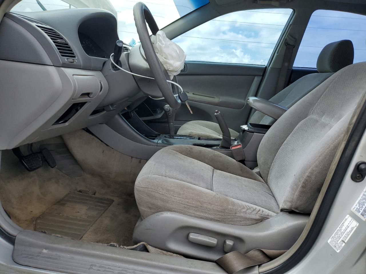 2003 Toyota Camry Le VIN: 4T1BE32K83U222532 Lot: 85320745