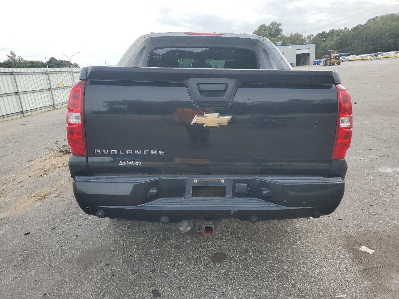 2008 Chevrolet Avalanche C1500 VIN: 3GNEC12J18G139383 Lot: 82388435
