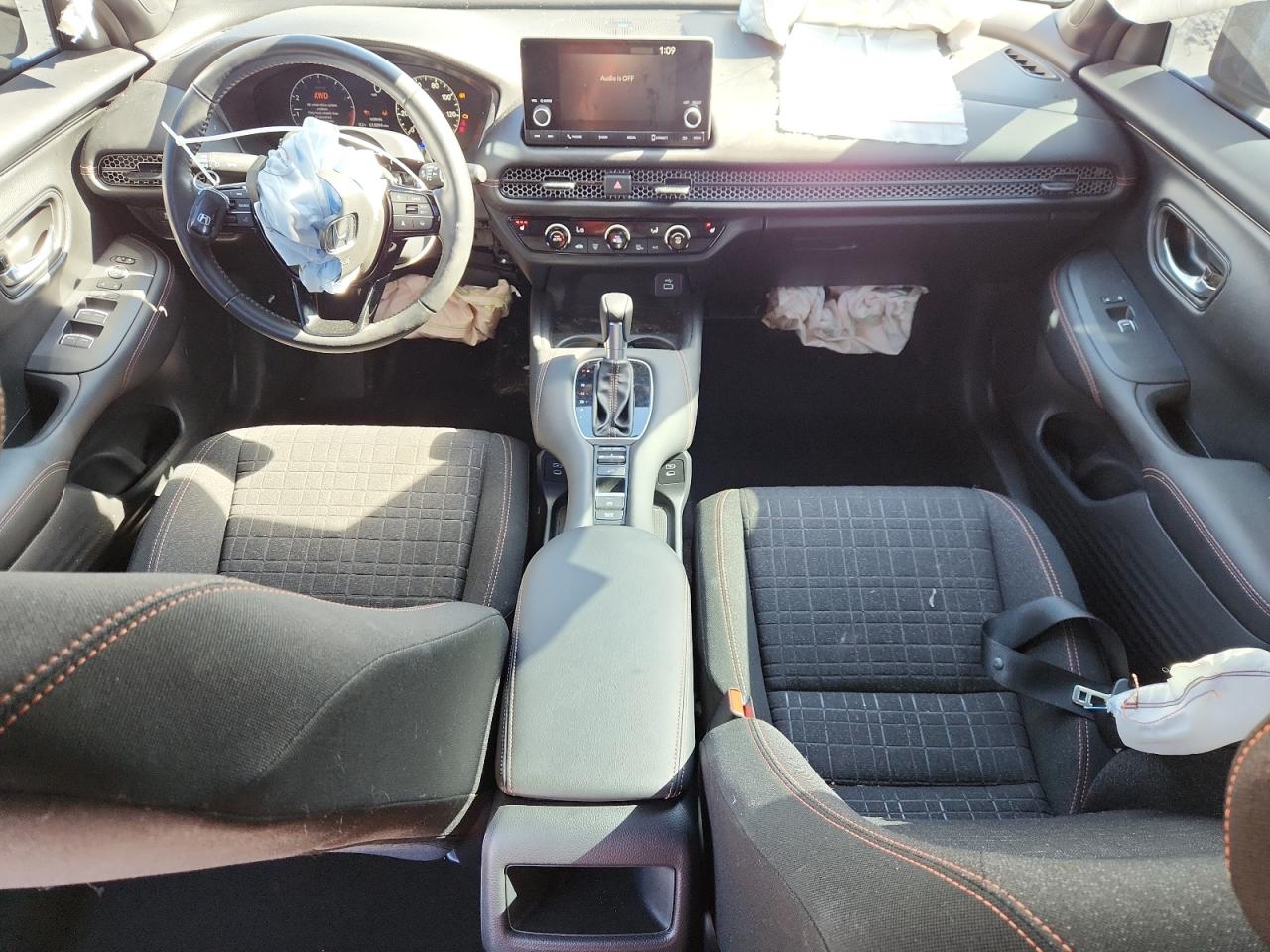 2025 Honda Hr-V Sport VIN: 3CZRZ2H59SM713885 Lot: 84795845