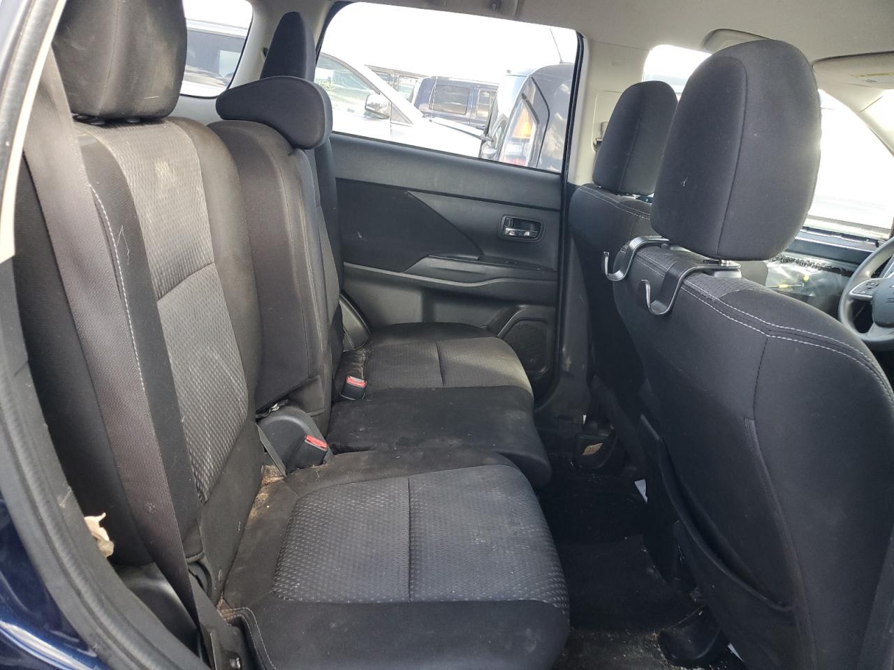 2018 Mitsubishi Outlander Es VIN: JA4AD2A36JZ004218 Lot: 90304925