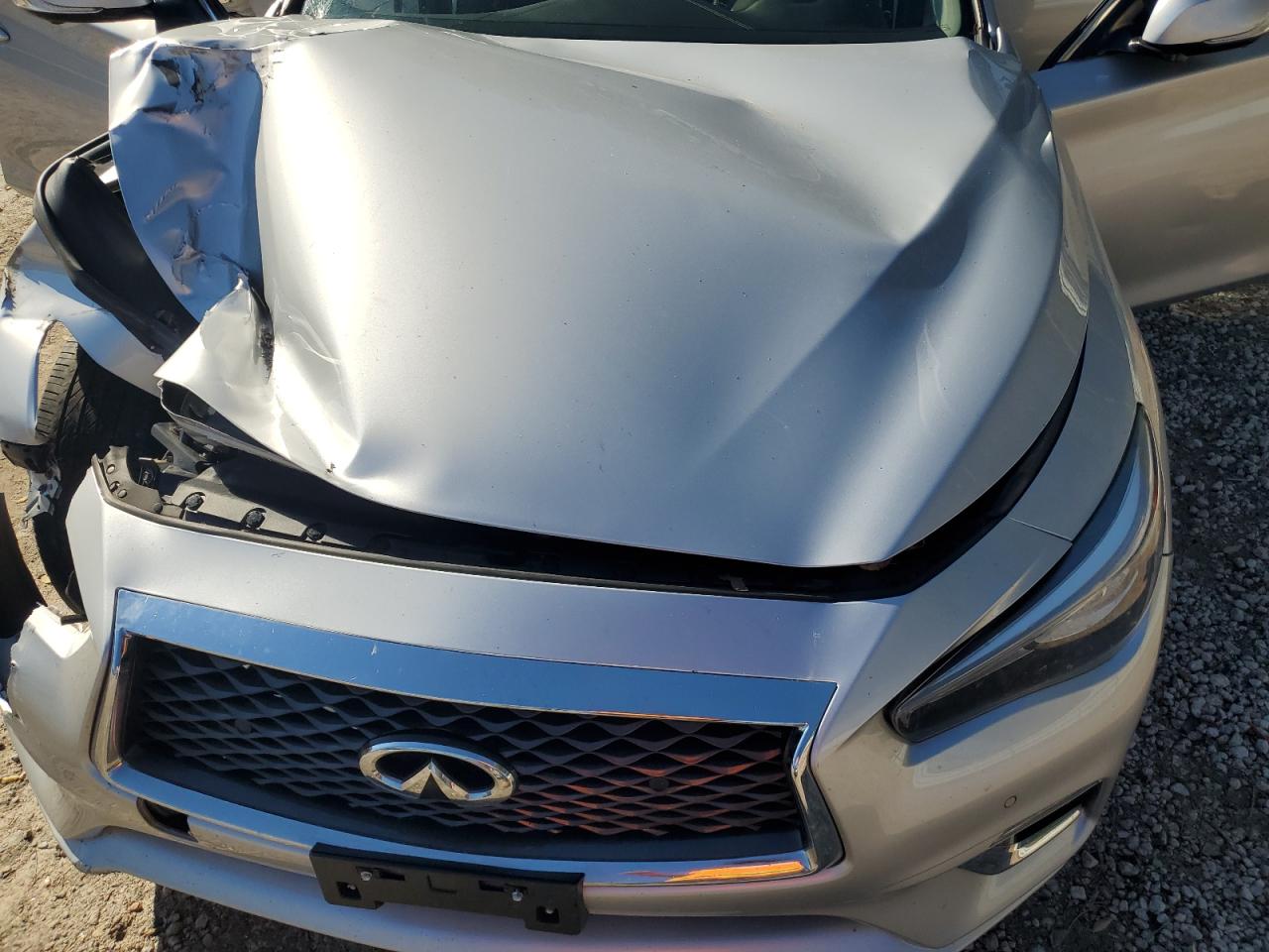 2018 Infiniti Q50 Luxe VIN: JN1EV7AR2JM440702 Lot: 82766605