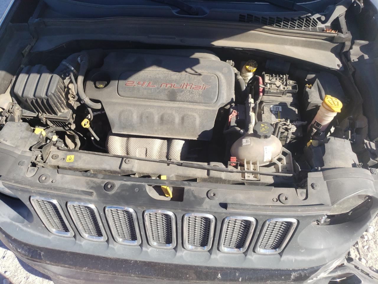 2015 Jeep Renegade Latitude VIN: ZACCJABT8FPB91726 Lot: 84721045