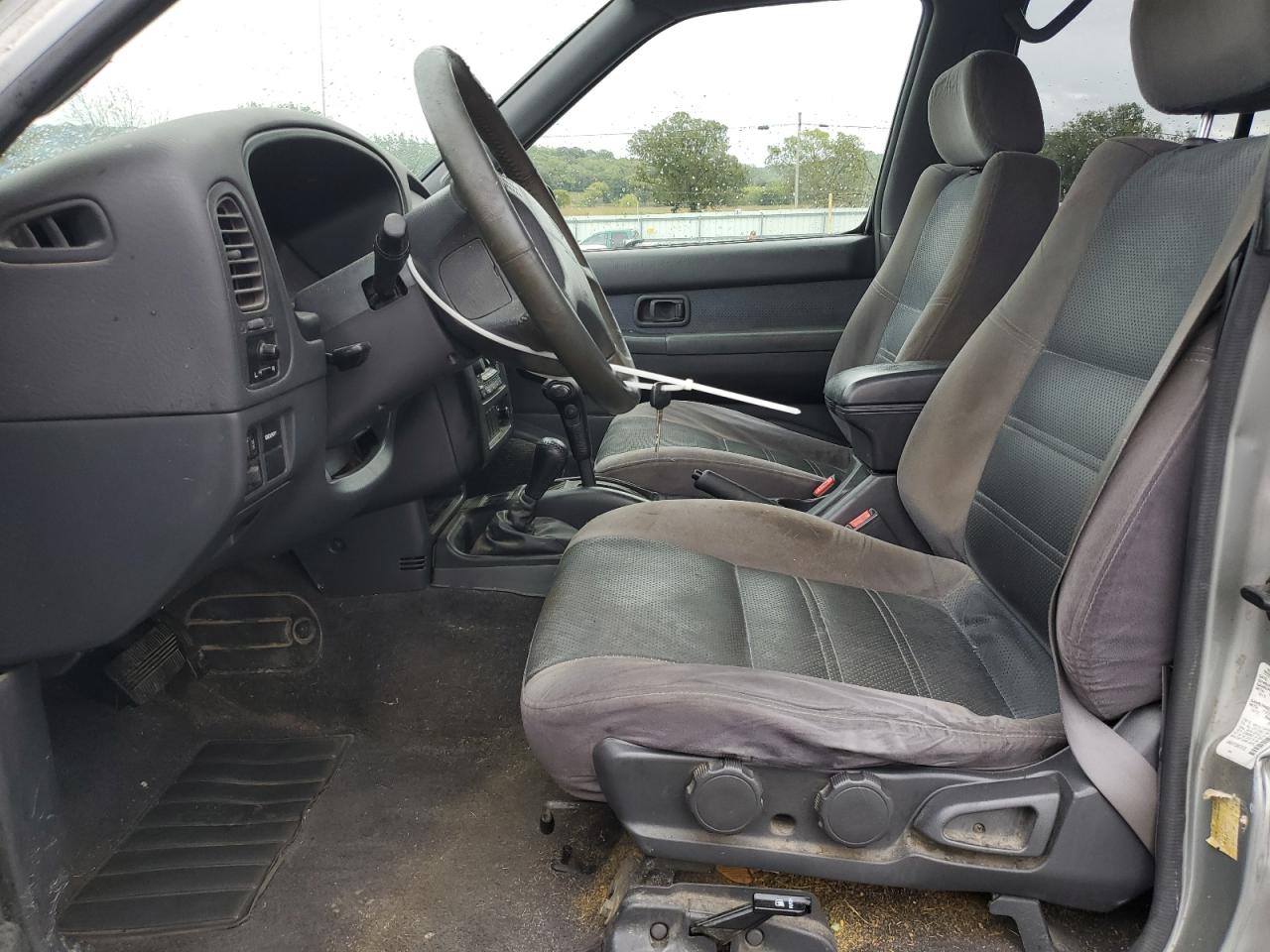 1999 Nissan Pathfinder Le VIN: JN8AR07Y2XW376135 Lot: 85748975