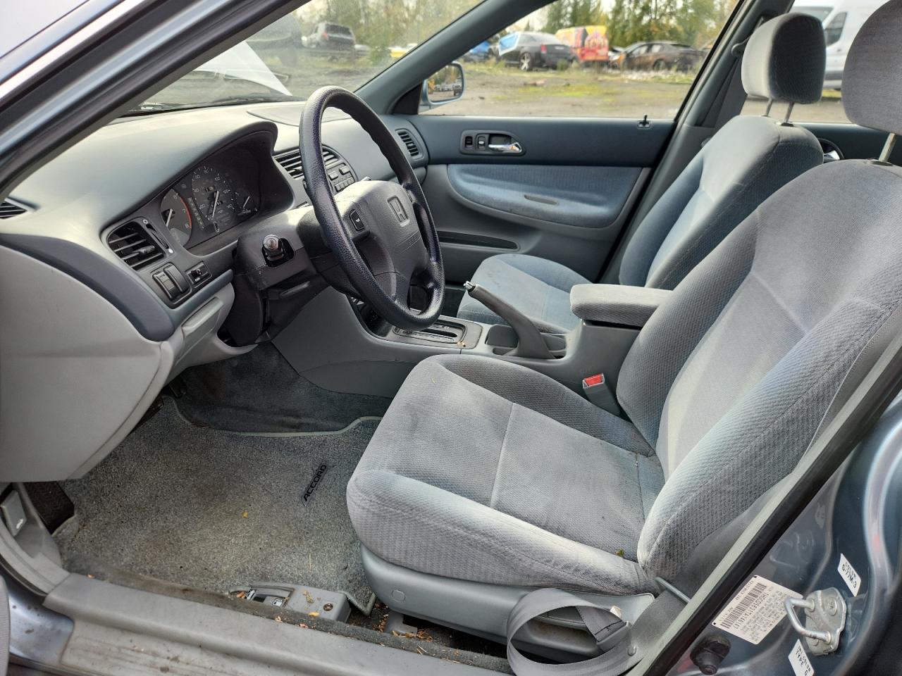 1996 Honda Accord Lx VIN: 1HGCD5631TA146147 Lot: 91059035