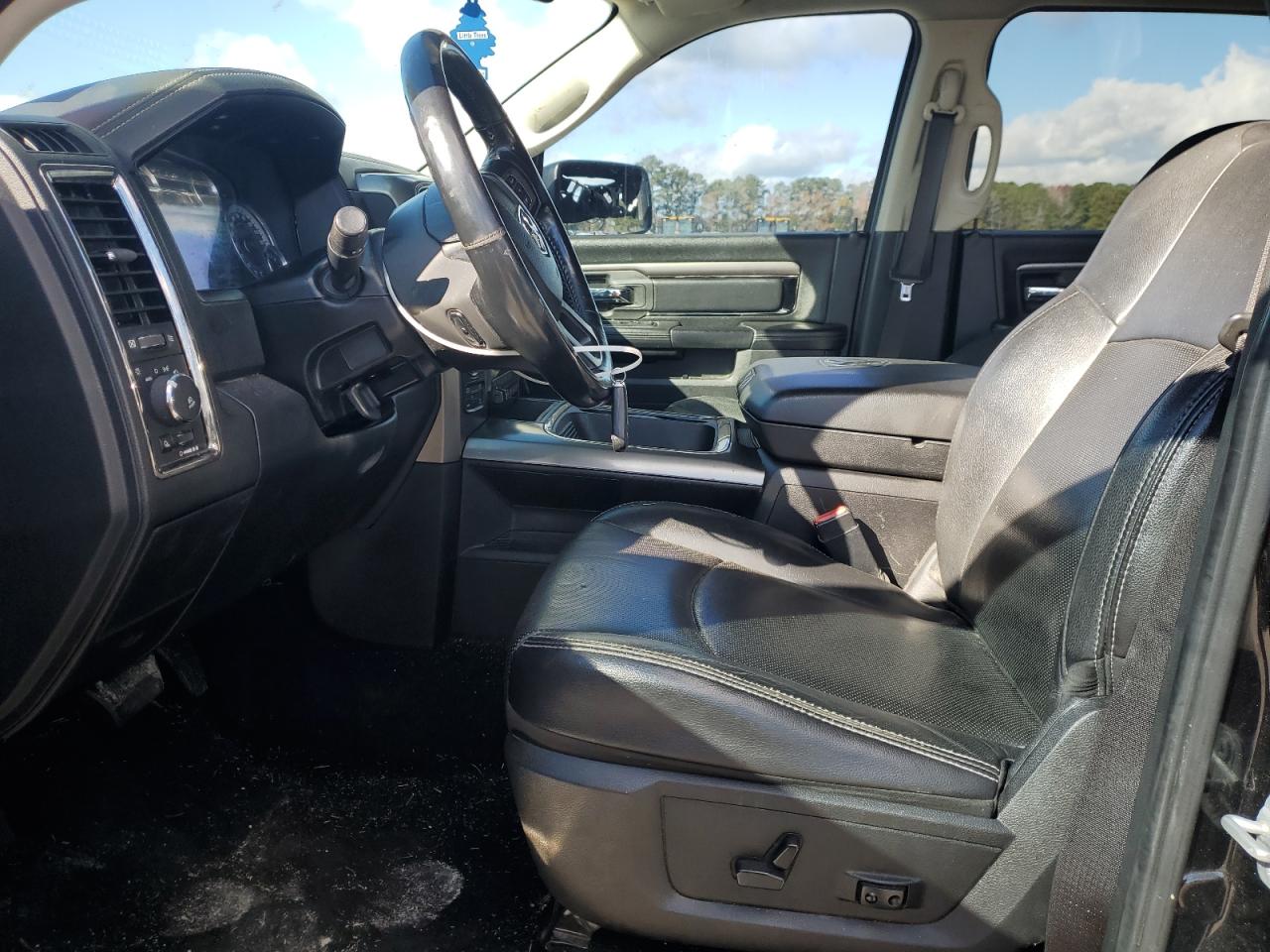 2016 Ram 1500 Sport VIN: 1C6RR7MT2GS387800 Lot: 90610335