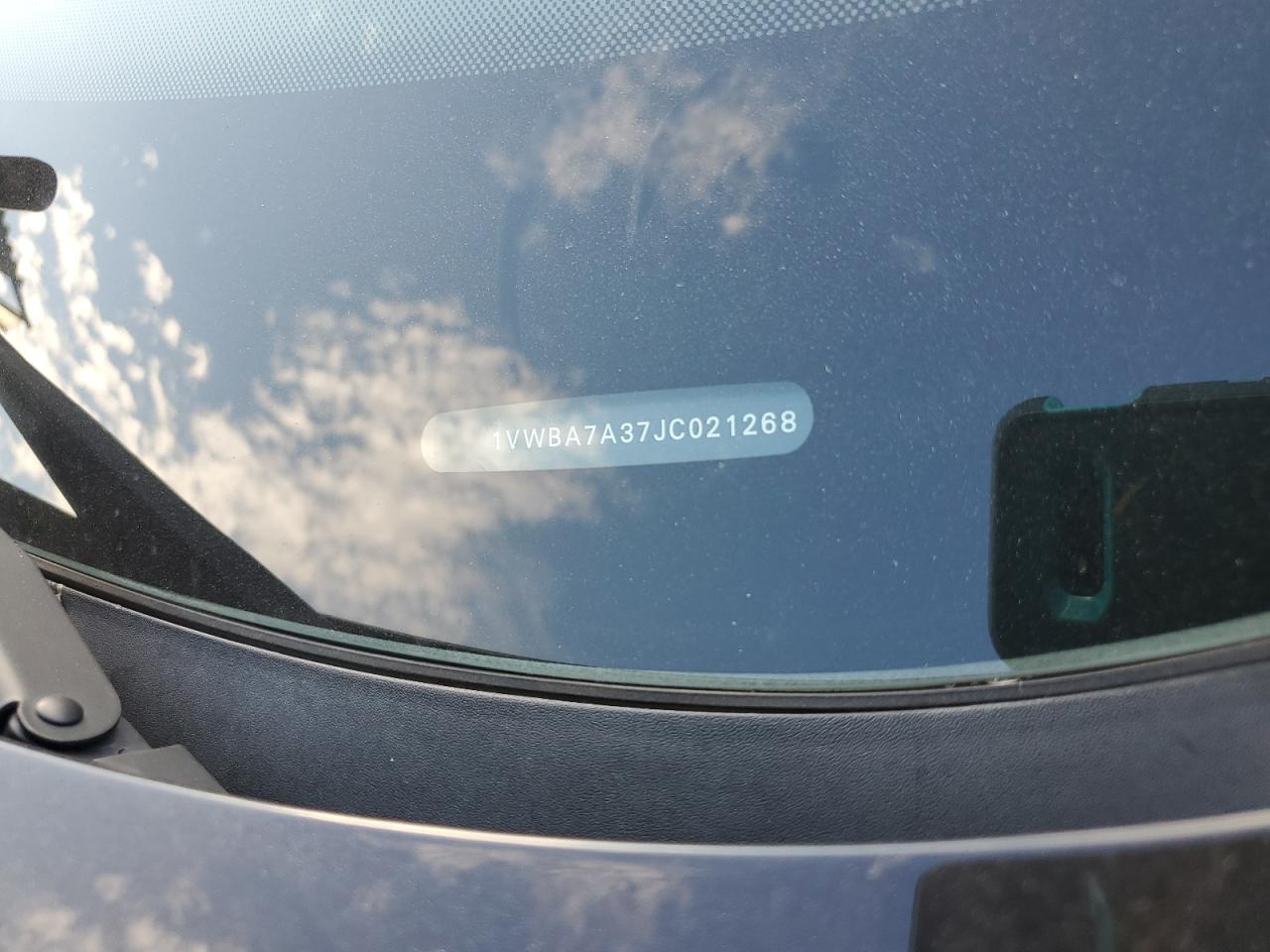 2018 Volkswagen Passat Se VIN: 1VWBA7A37JC021268 Lot: 85732035