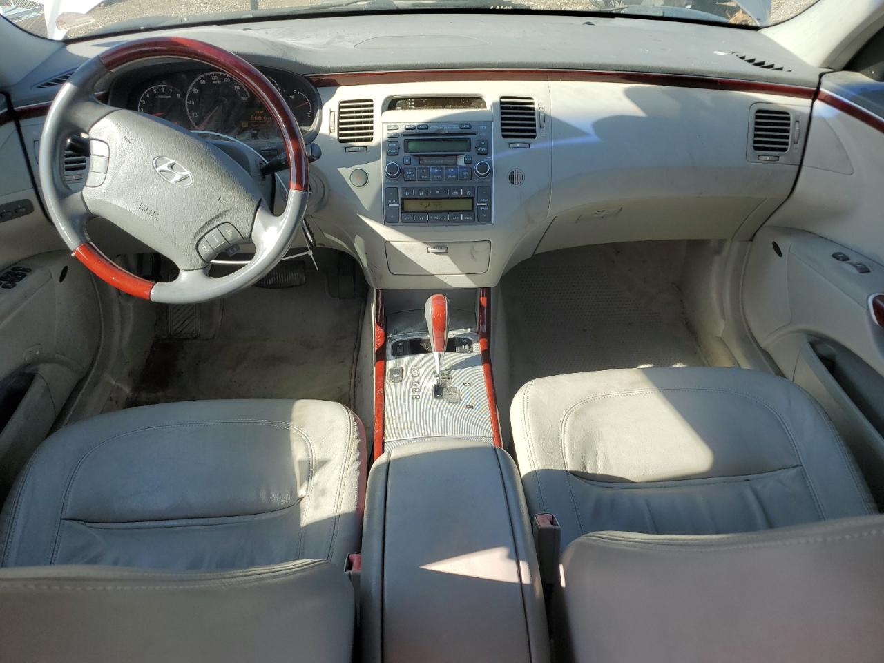 2006 Hyundai Azera Se VIN: KMHFC46F26A090836 Lot: 85947205