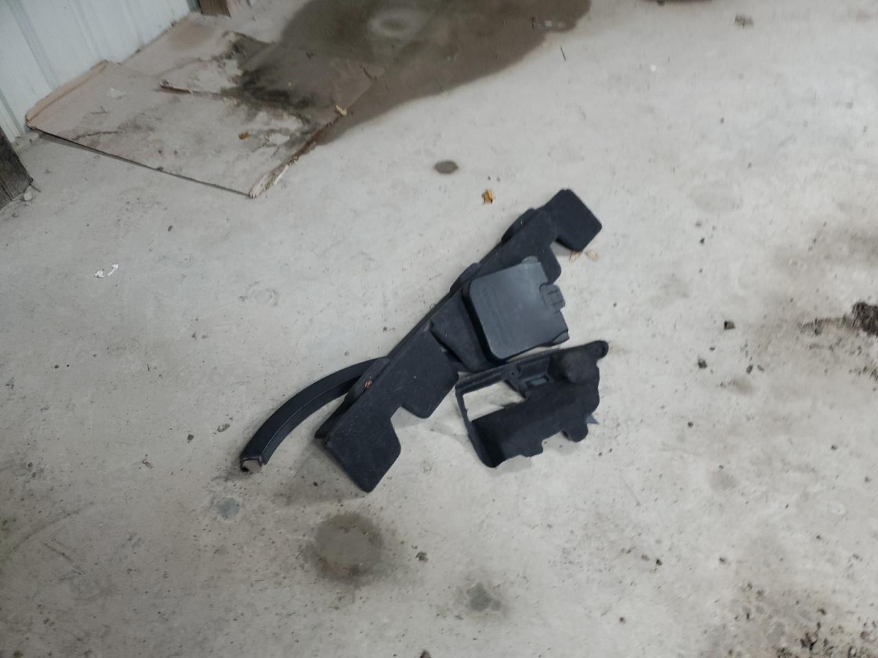 2015 Ford Escape S VIN: 1FMCU0F78FUB87748 Lot: 90491175