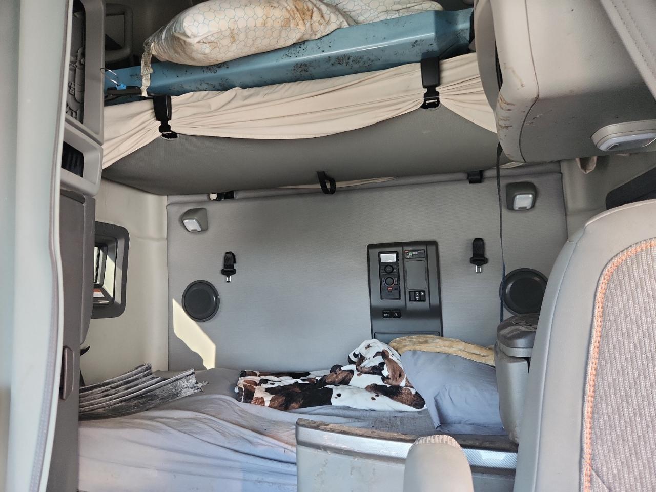 2025 Volvo Vnl Semi Truck VIN: 4V4NC9EHXSN663523 Lot: 86125015