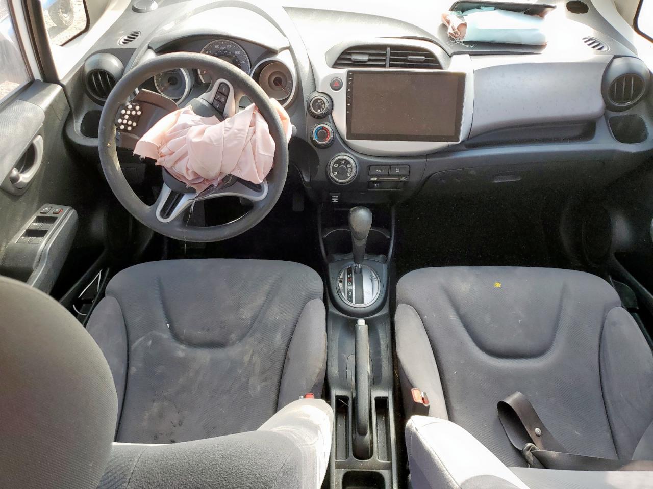 2012 Honda Fit VIN: JHMGE8H38CC033925 Lot: 85310305