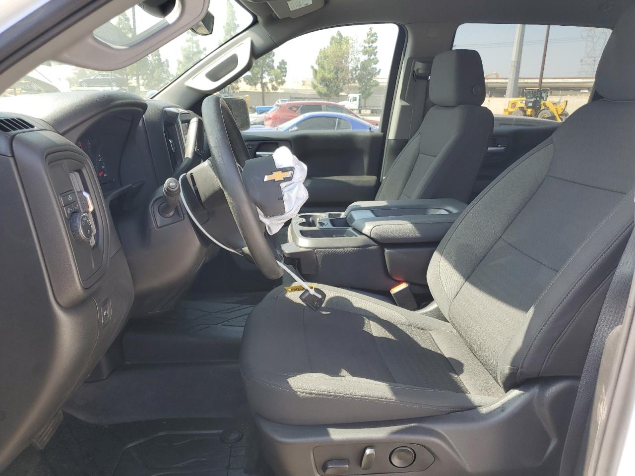 2025 Chevrolet Silverado C1500 Custom VIN: 1GCPABEK5SZ328398 Lot: 84750435