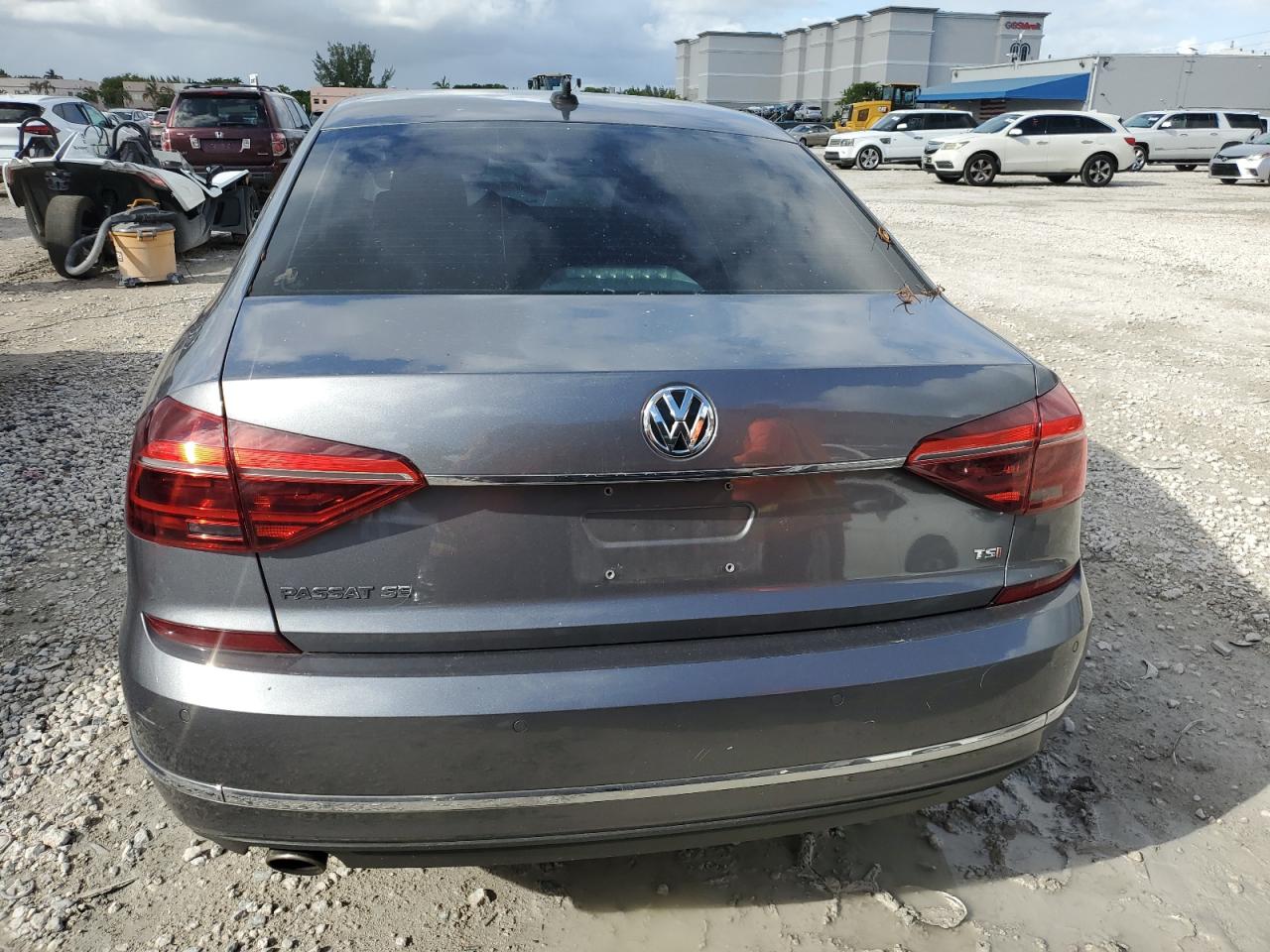 2018 Volkswagen Passat Se VIN: 1VWBA7A38JC024664 Lot: 85261645