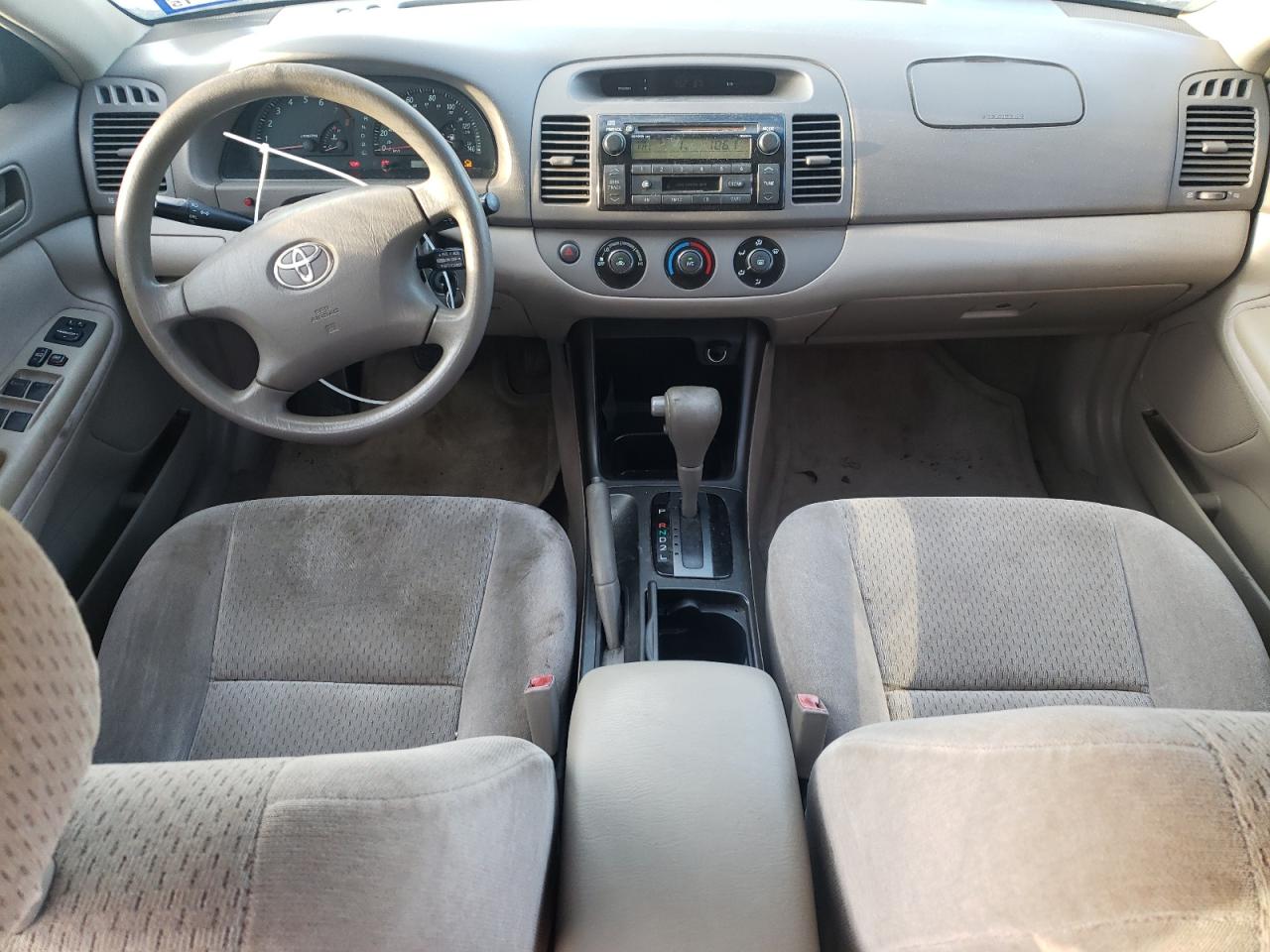 2003 Toyota Camry Le VIN: 4T1BE32K63U160239 Lot: 84775245