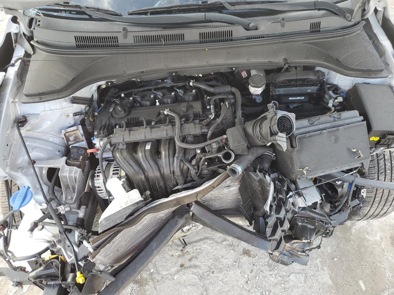 2022 Hyundai Kona Sel VIN: KM8K62AB5NU870437 Lot: 82318105