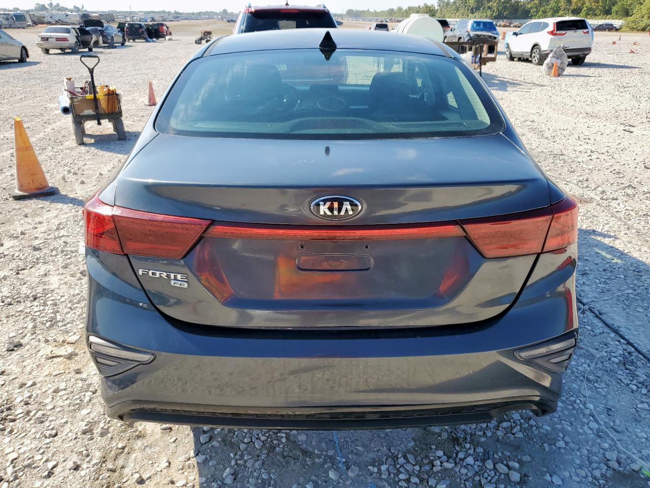 2020 Kia Forte Fe VIN: 3KPF24AD2LE158932 Lot: 85507815