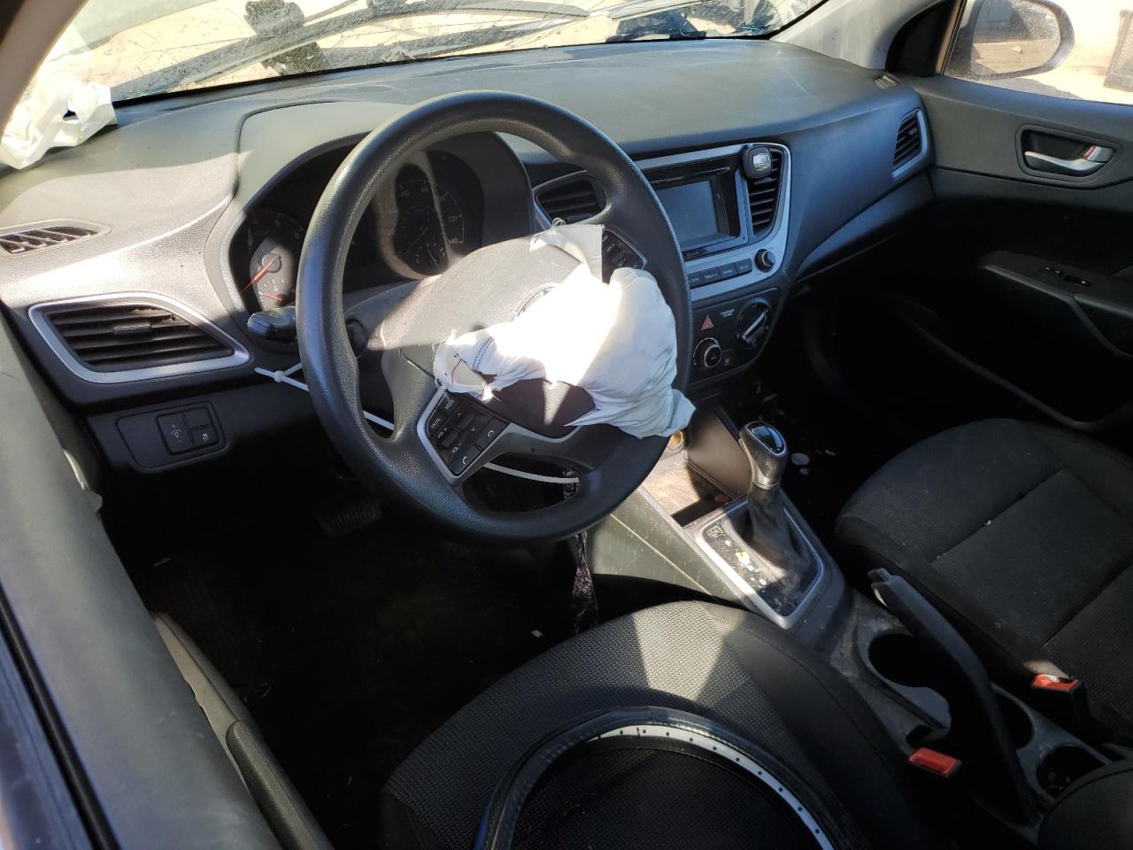 2020 Hyundai Accent Se VIN: 3KPC24A61LE114232 Lot: 90693055