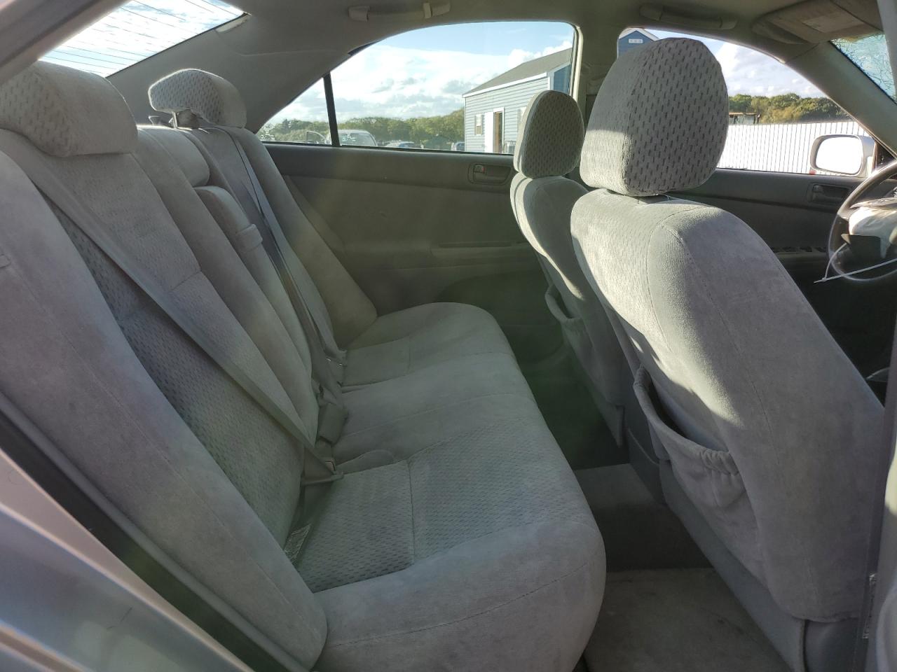 2004 Toyota Camry Le VIN: 4T1BE32KX4U831882 Lot: 85110405