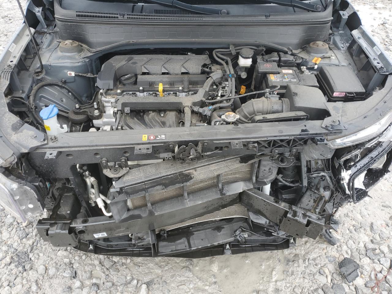 2022 Hyundai Venue Sel VIN: KMHRC8A39NU140713 Lot: 90314855