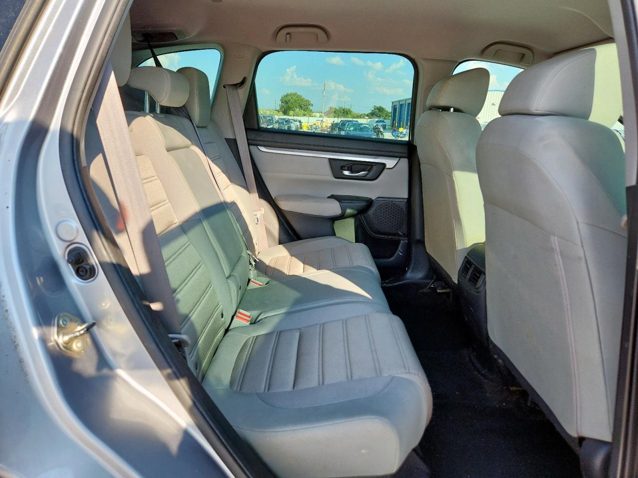 2017 Honda Cr-V Lx VIN: 7FARW5H38HE002842 Lot: 85173265