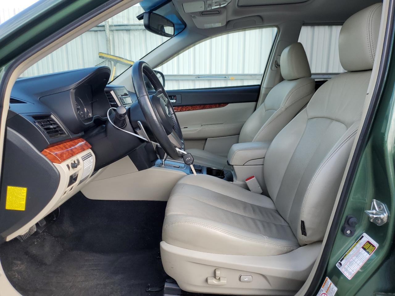 2011 Subaru Outback 2.5I Limited VIN: 4S4BRCKCXB3365709 Lot: 85651445