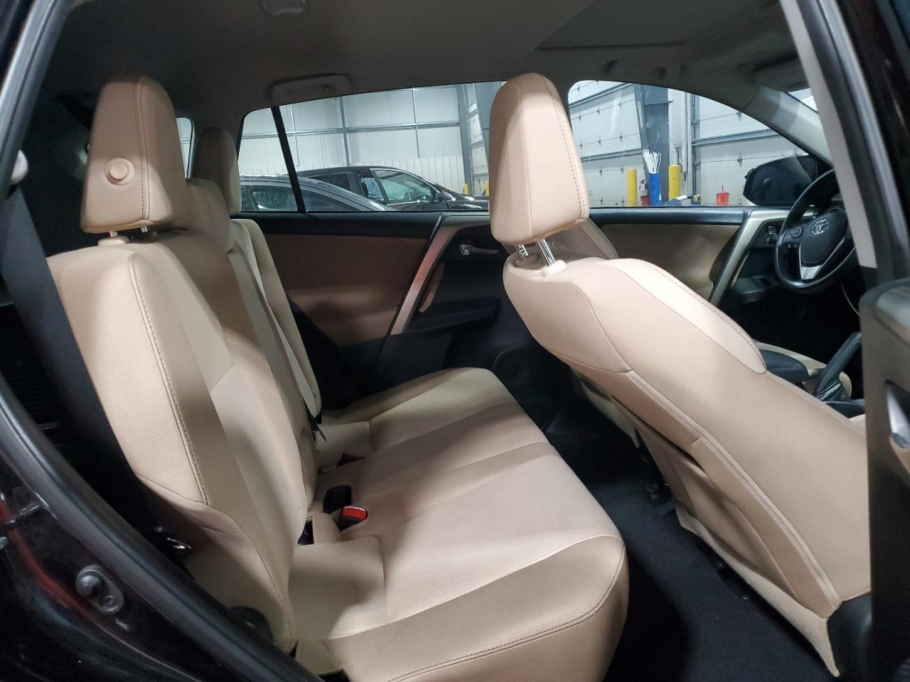 2015 Toyota Rav4 Xle VIN: 2T3RFREV5FW294210 Lot: 84390355