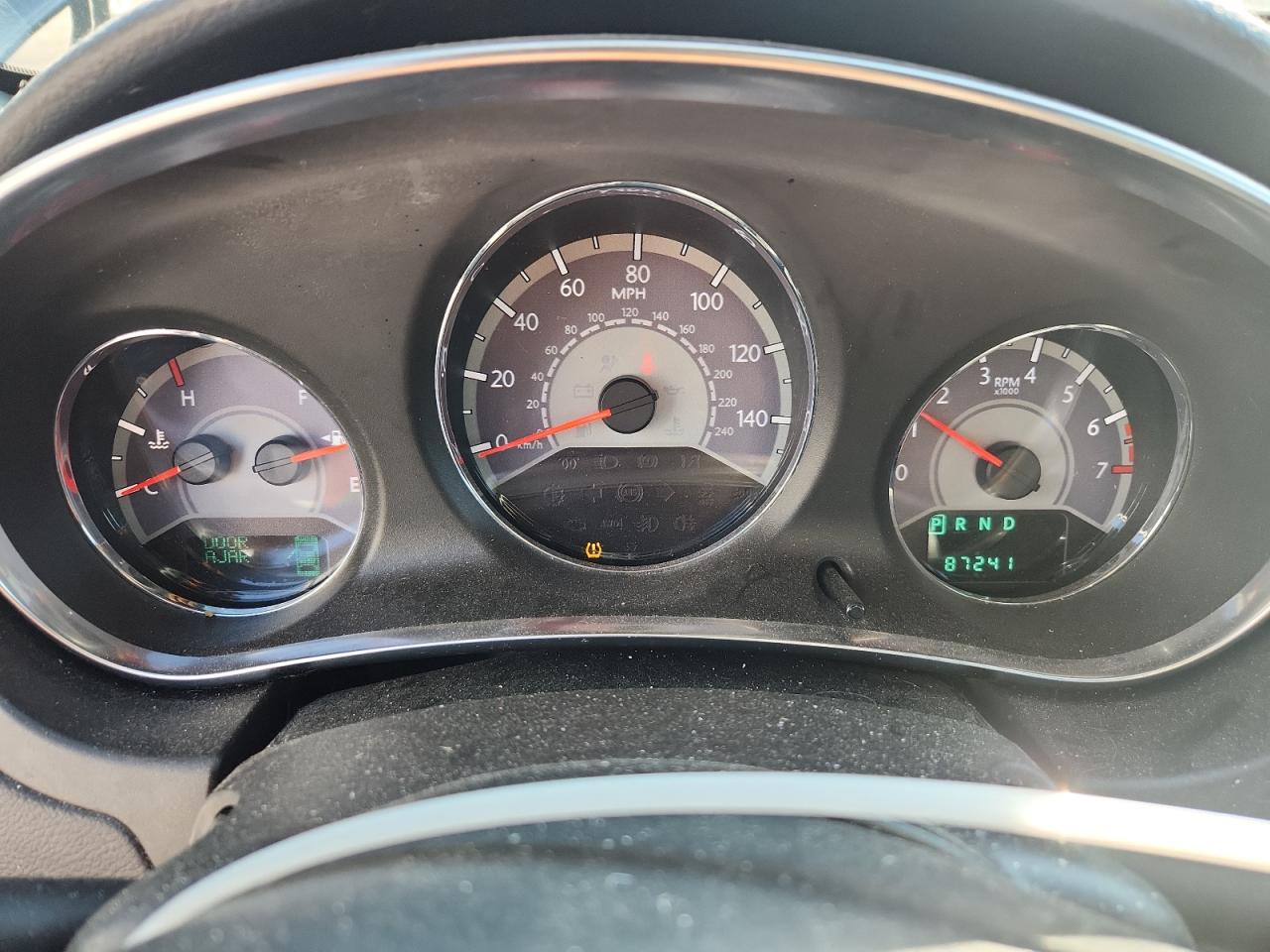 2013 Chrysler 200 Touring VIN: 1C3CCBBB8DN758583 Lot: 84962335