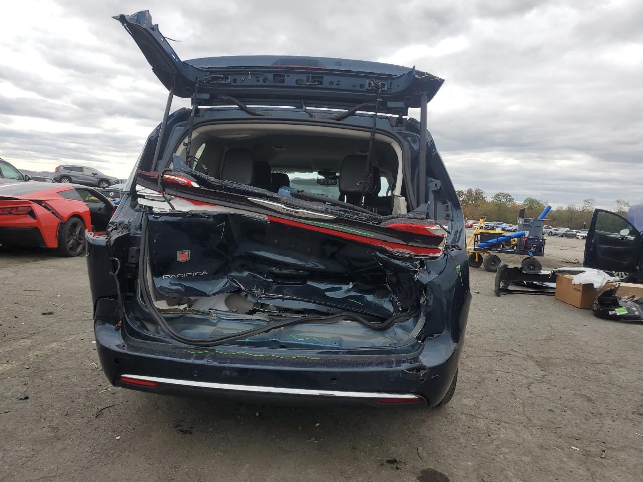 2023 Chrysler Pacifica Hybrid Touring L VIN: 2C4RC1L73PR632794 Lot: 90005985