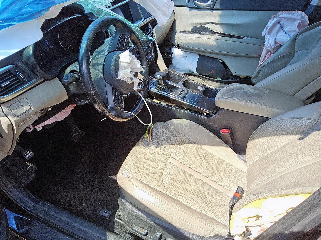 2017 Kia Optima Ex VIN: 5XXGU4L3XHG141068 Lot: 81008975