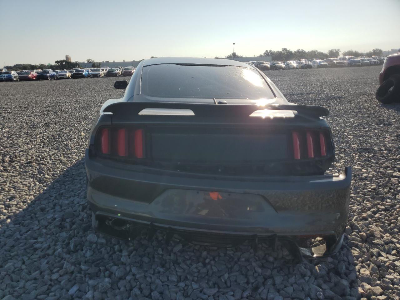 2017 Ford Mustang VIN: 1FA6P8AM4H5256152 Lot: 82685195