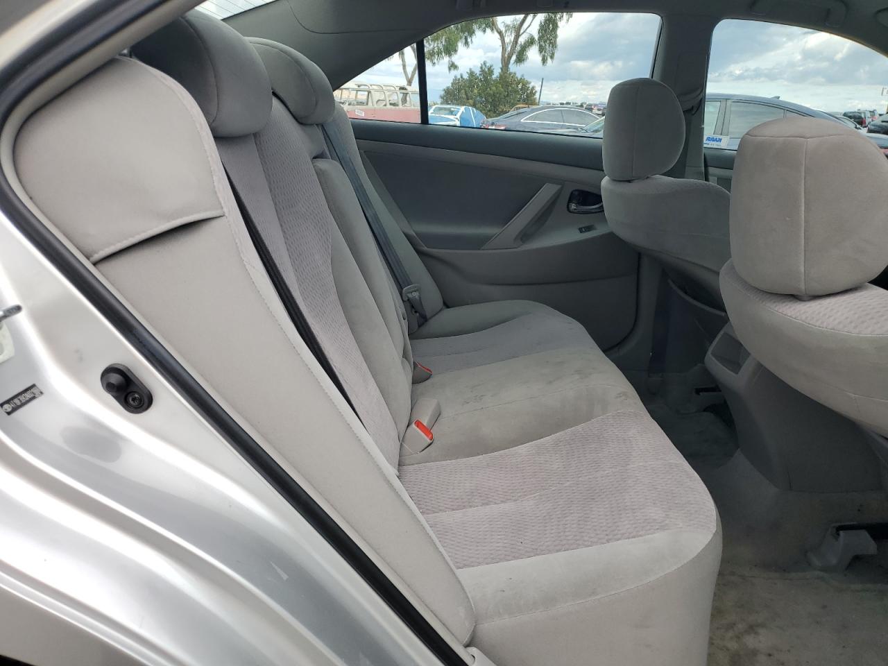 2010 Toyota Camry Base VIN: 4T1BF3EK2AU021666 Lot: 82216545