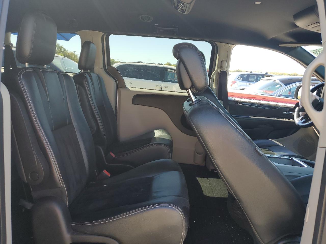 2018 Dodge Grand Caravan Sxt VIN: 2C4RDGCG7JR222541 Lot: 87391685