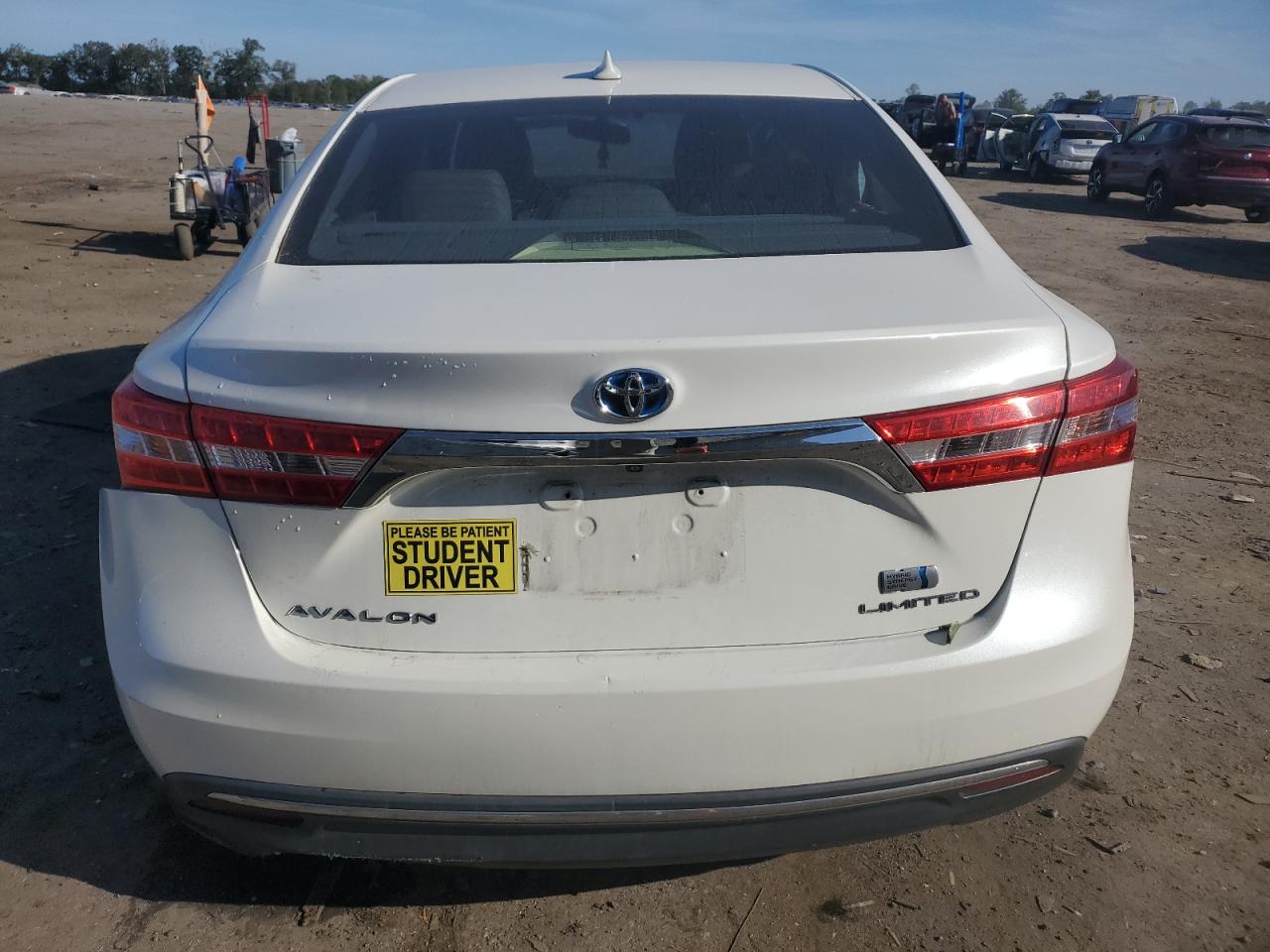 2013 Toyota Avalon Hybrid VIN: 4T1BD1EB7DU002786 Lot: 84990905