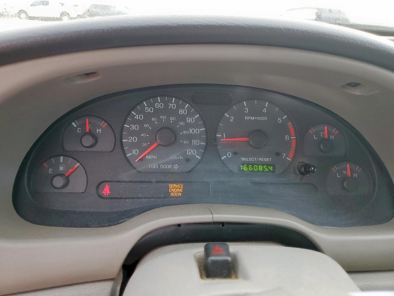 2002 Ford Mustang VIN: 1FAFP44462F201577 Lot: 82305085
