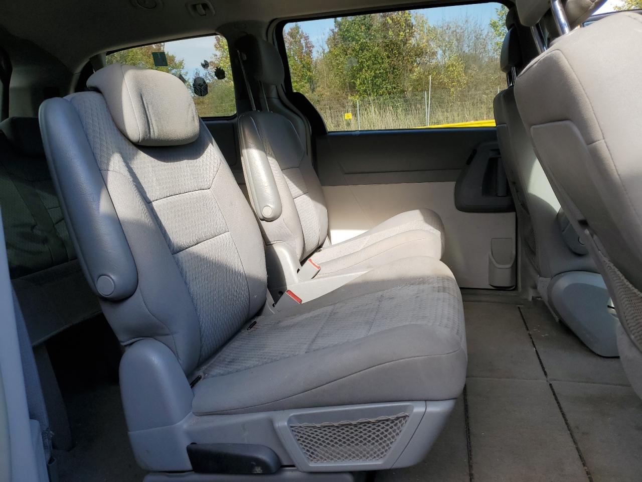 2010 Chrysler Town & Country Touring VIN: 2A4RR5D11AR441120 Lot: 86164615