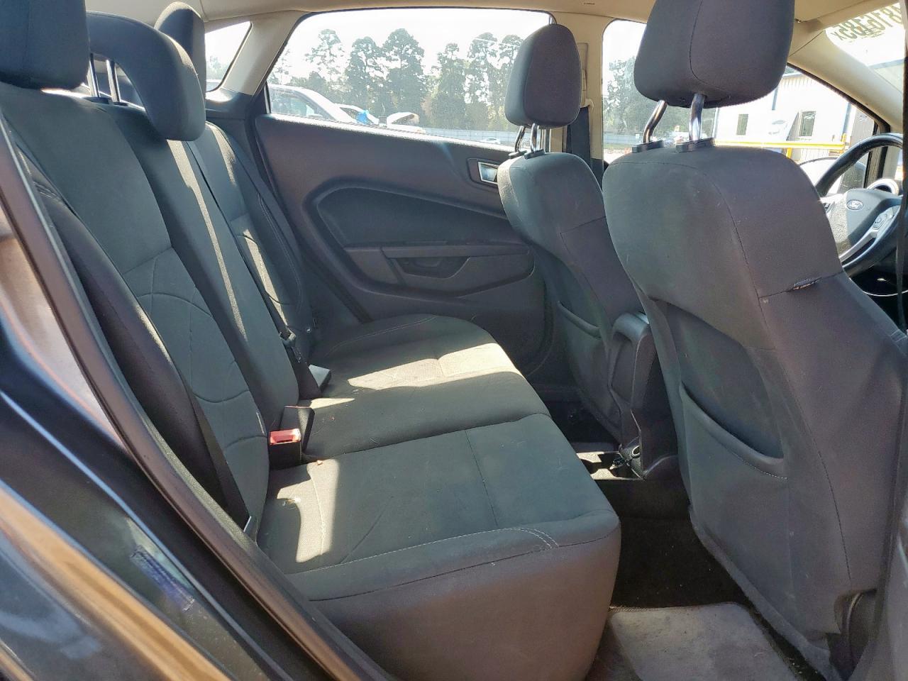 2016 Ford Fiesta Se VIN: 3FADP4BJ4GM104627 Lot: 84816185
