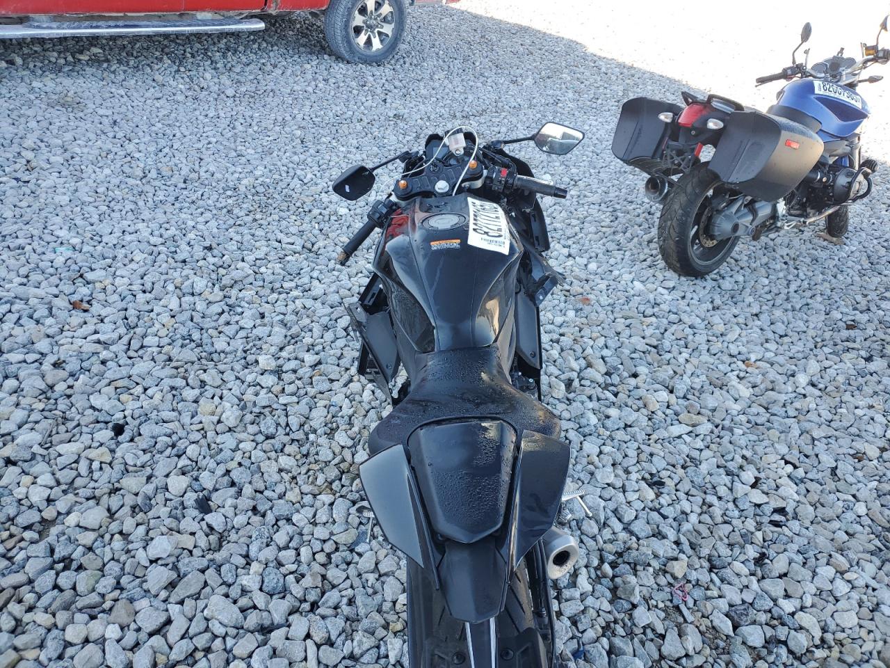 2025 Yamaha Yzfr7 VIN: JYARM38E8SA020549 Lot: 82772165