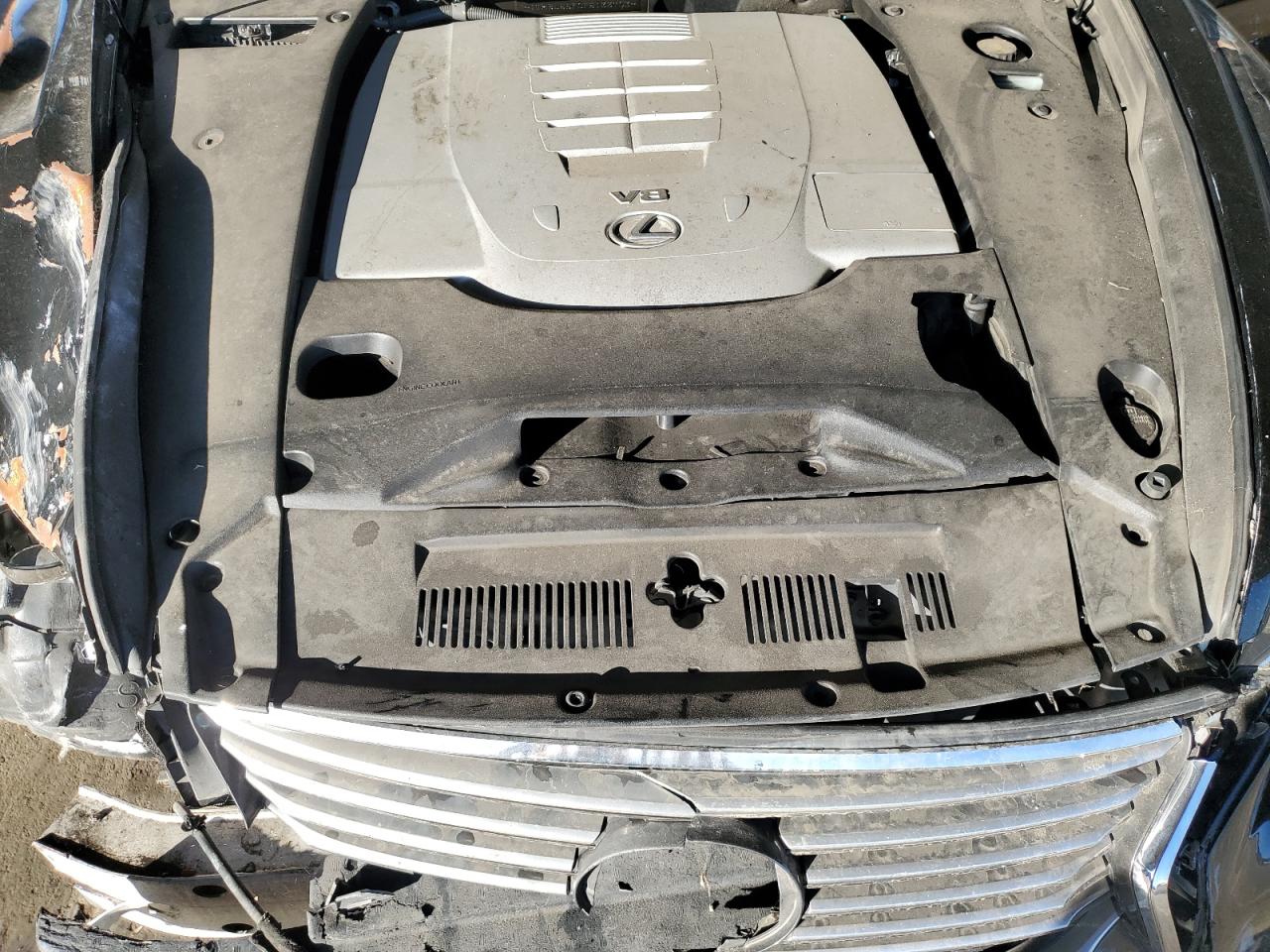 2015 Lexus Ls 460 VIN: JTHBL5EF0F5133703 Lot: 82234155