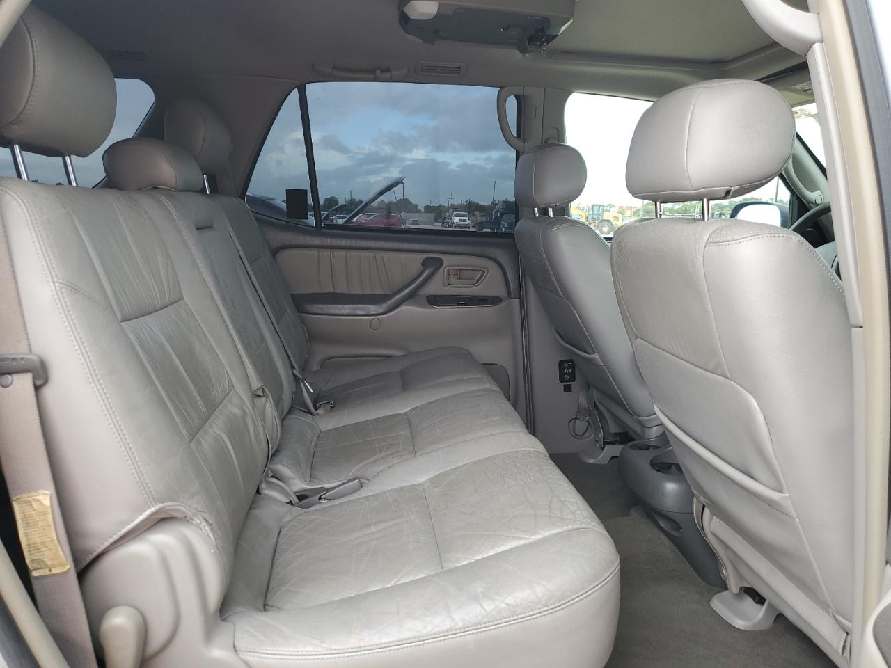 2004 Toyota Sequoia Limited VIN: 5TDZT38A74S226651 Lot: 84810355