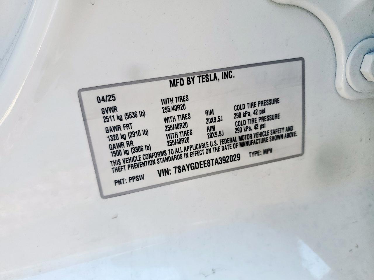 2026 Tesla Model Y VIN: 7SAYGDEE8TA392029 Lot: 85917975