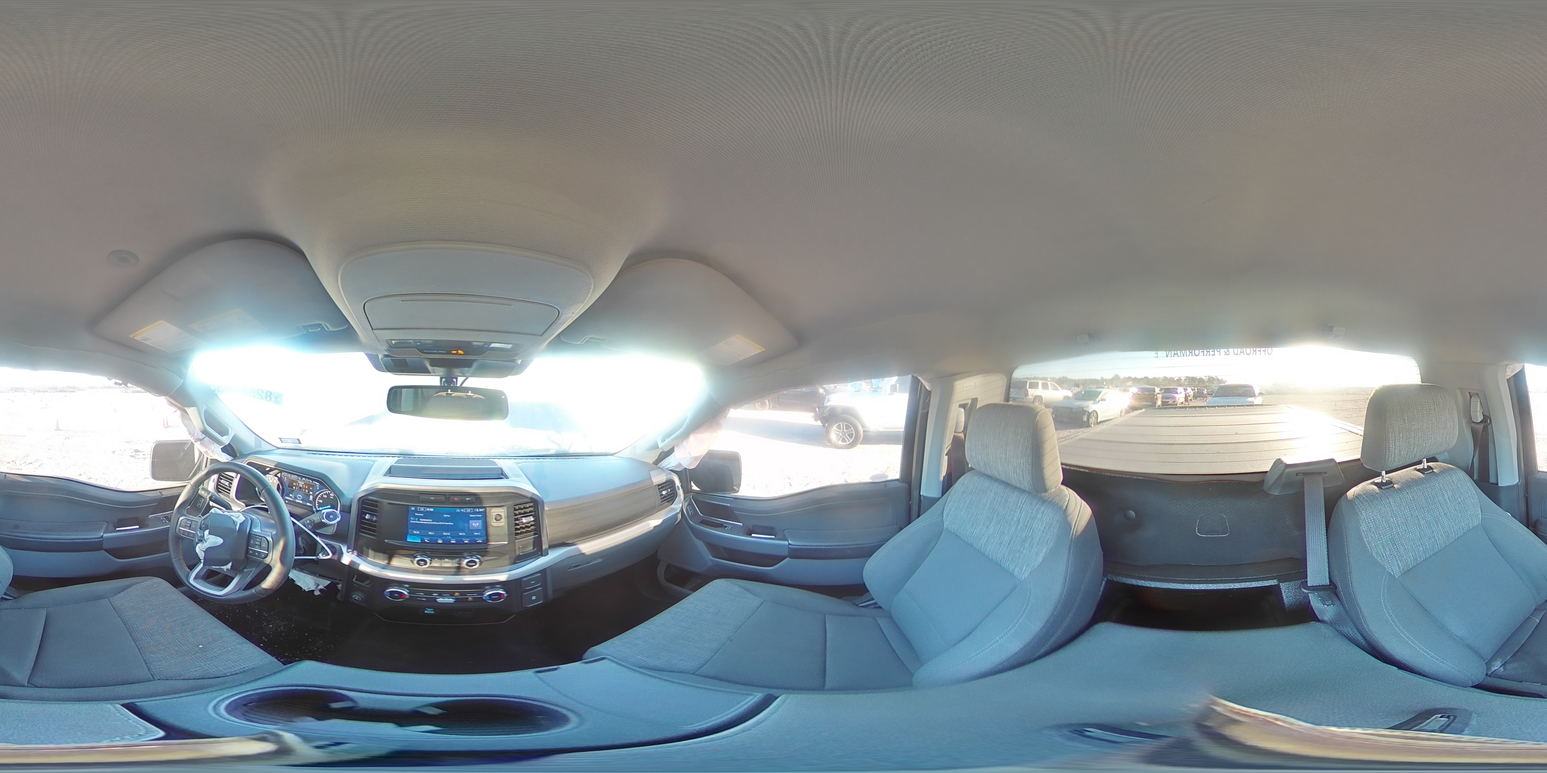 2023 Ford F150 VIN: 1FTMF1C58PKE03400 Lot: 82569435