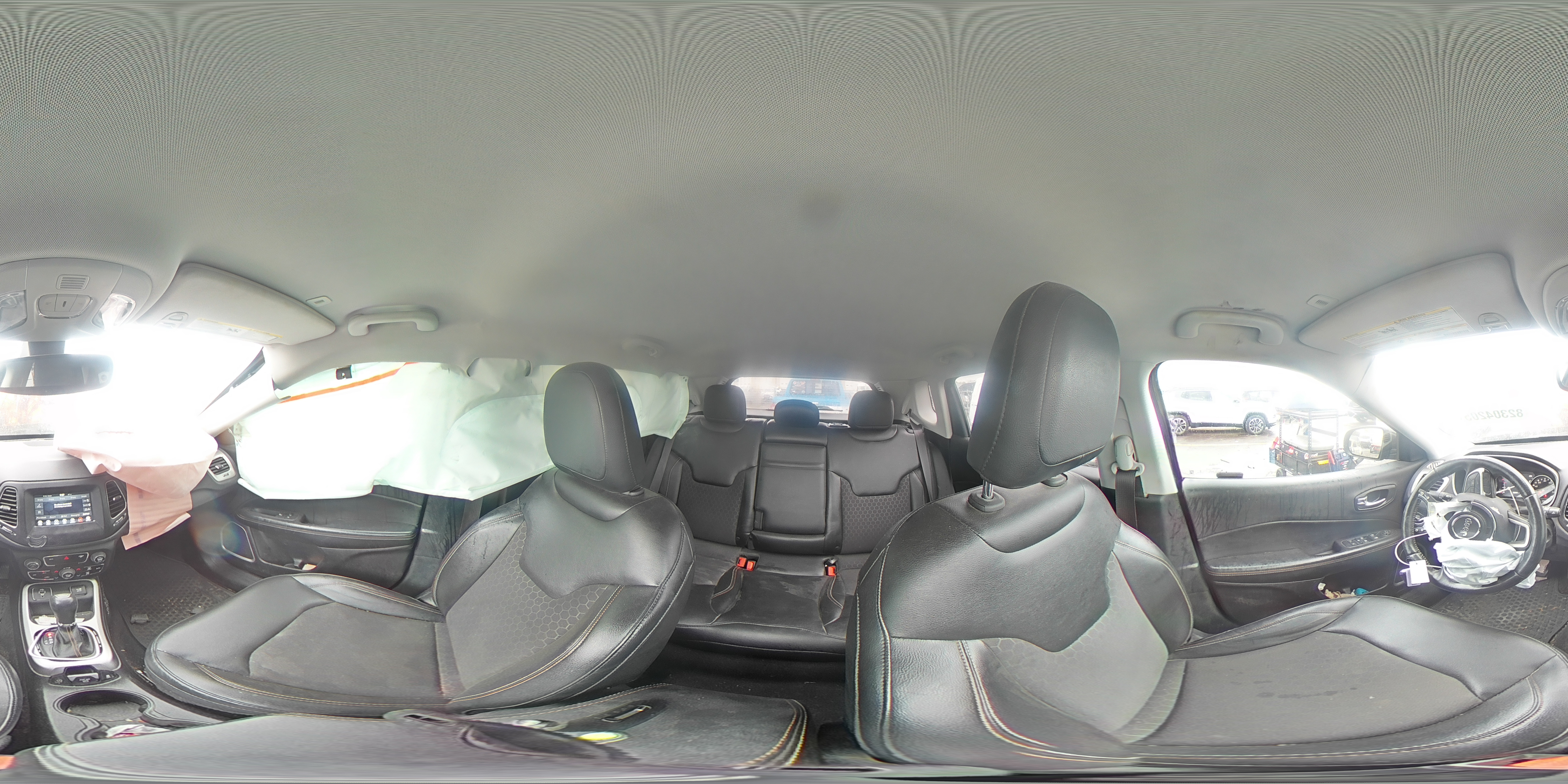 2018 Jeep Compass Latitude VIN: 3C4NJCBB2JT182498 Lot: 82304205