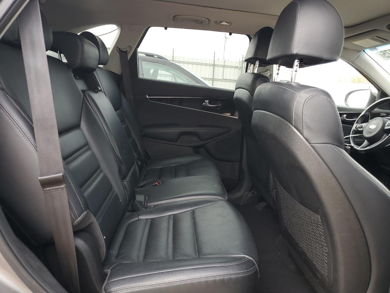 2018 Kia Sorento Ex VIN: 5XYPHDA56JG391188 Lot: 81456875