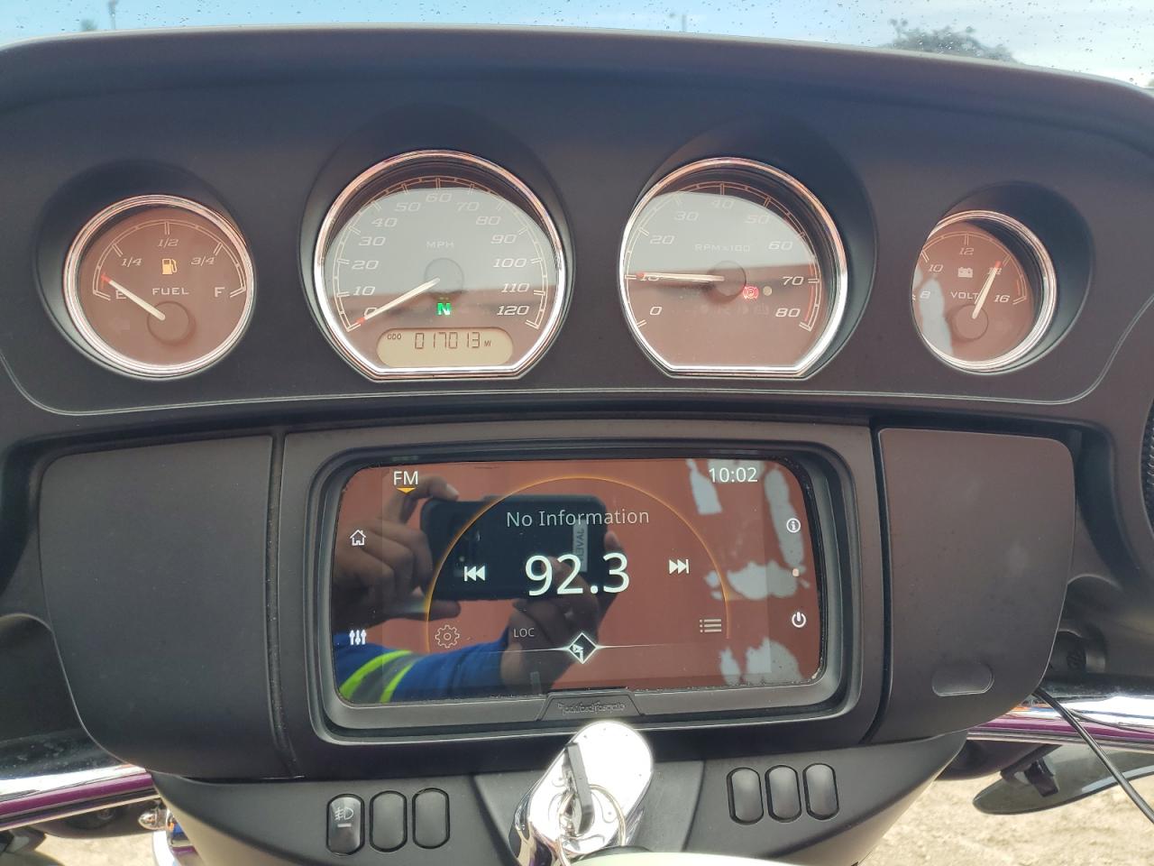 2016 Harley-Davidson Flhtcutg Tri Glide Ultra VIN: 1HD1MAL32GB852349 Lot: 85750475