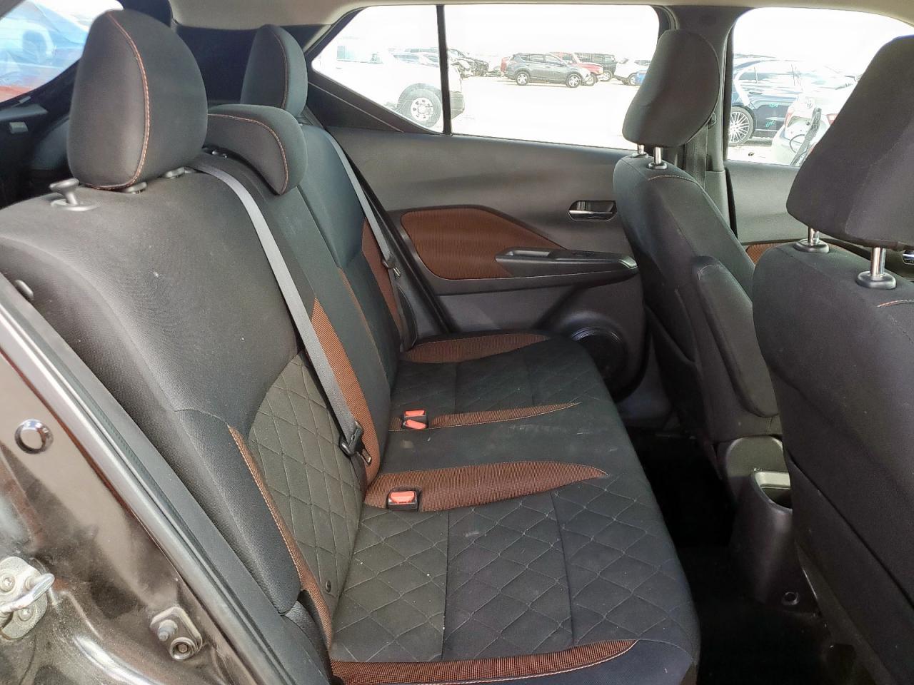 2018 Nissan Kicks S VIN: 3N1CP5CU4JL513392 Lot: 82497025