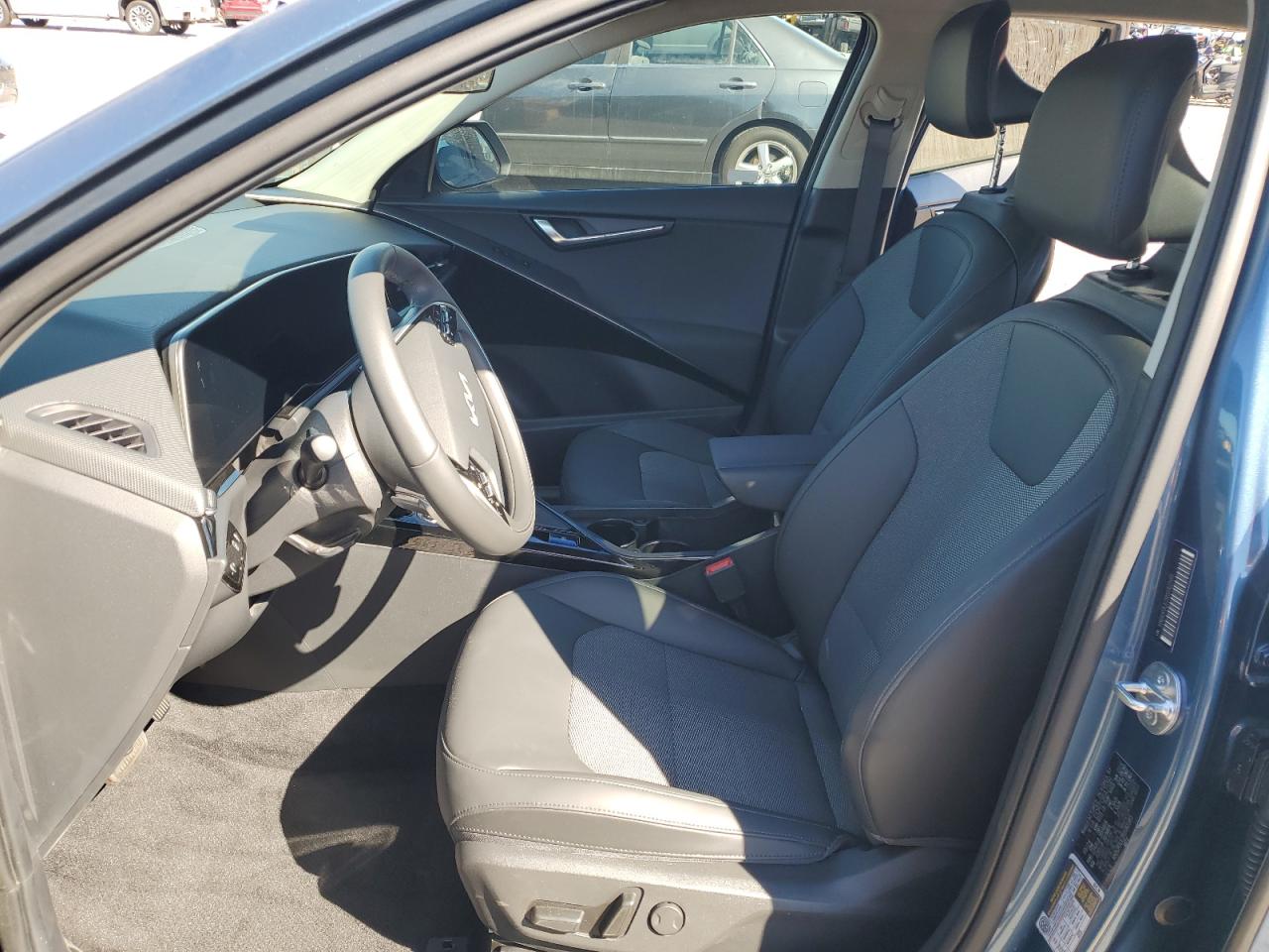 2024 Kia Niro Ex VIN: KNDCR3LE2R5182585 Lot: 82220525