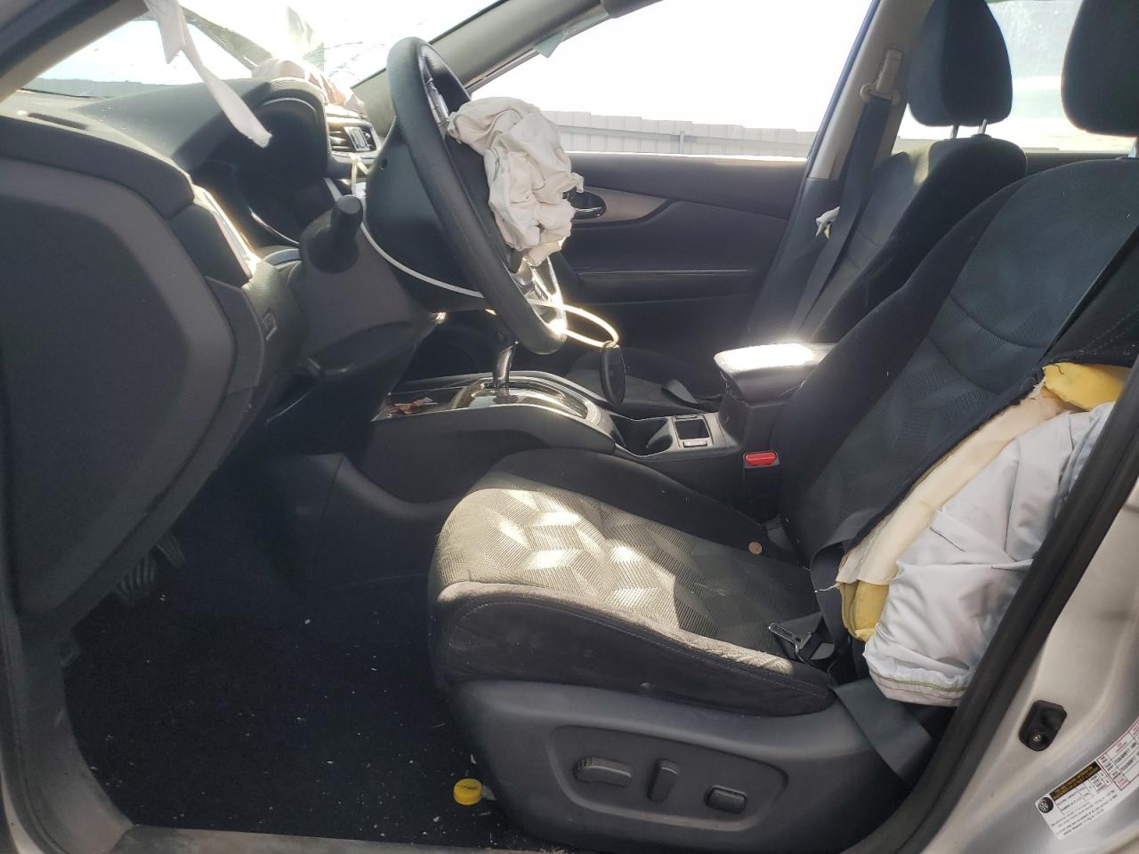 2015 Nissan Rogue S VIN: 5N1AT2MK5FC895345 Lot: 85647025