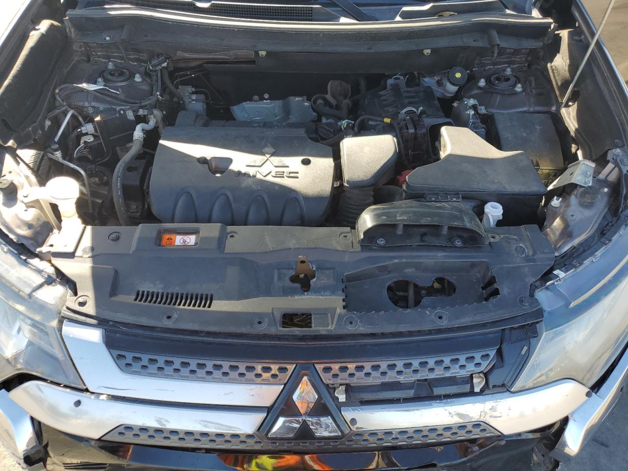 2019 Mitsubishi Outlander Es VIN: JA4AD2A33KZ026291 Lot: 85344125